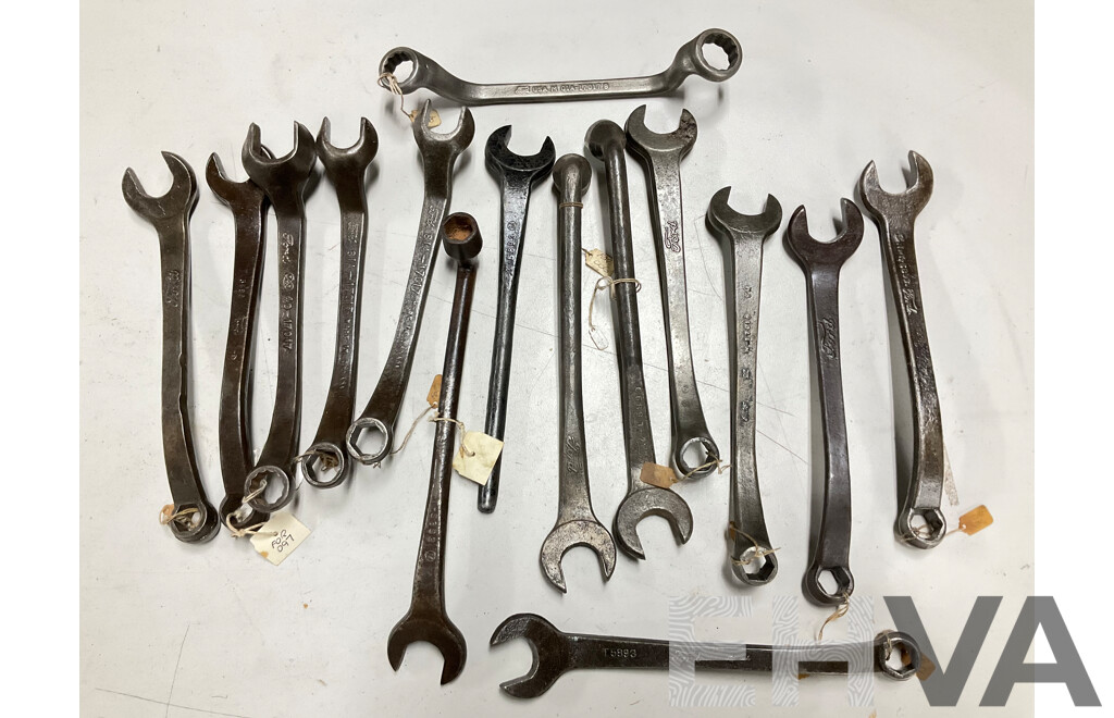 Fifteen Vintage Ford Combination Spanners