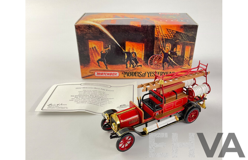 Matchbox Models of Yesteryear Fire Engine Series 1912 Mercedes-Benz  (YFE20-M)