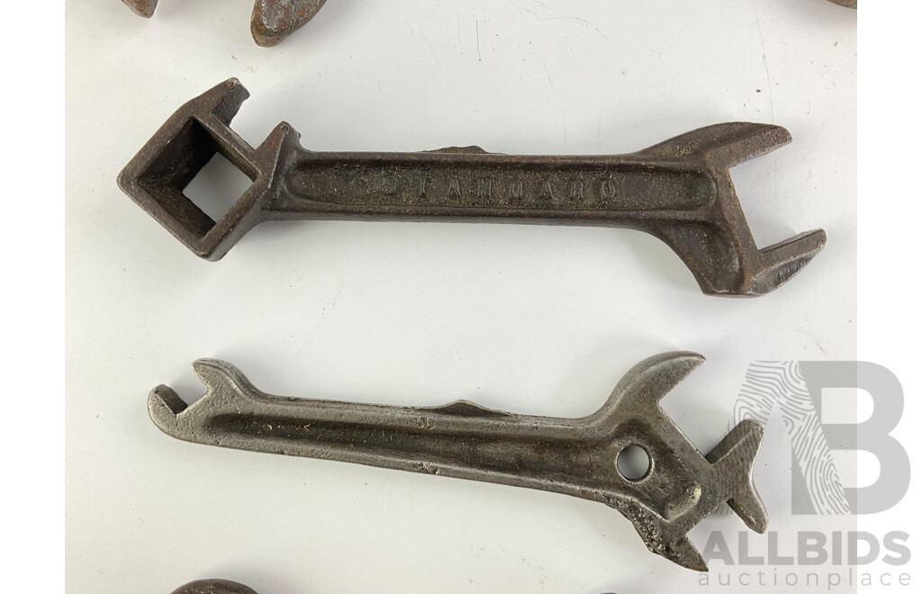 Vintage Multiple Size Spanners Including Fit-All and Standard