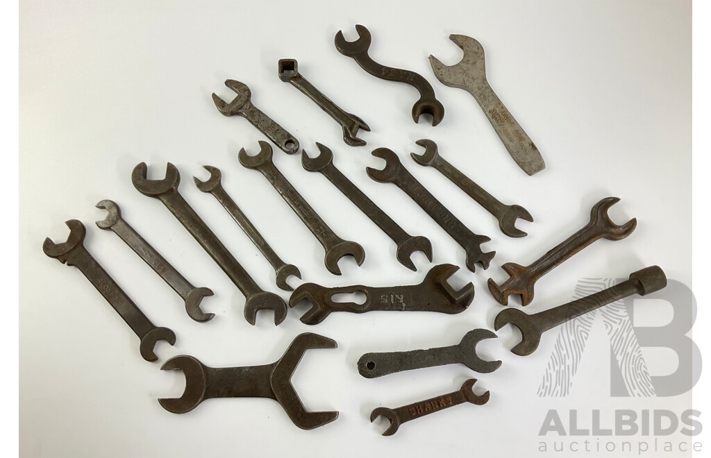 Collection of Vintage Ring, Comination and Open End Spanners Including Velox Stakka Jak, GSP, Shanks, Lightning Grader, C.Linpley & Co, Bedford - Canada, Britain and Sweden Made Examples