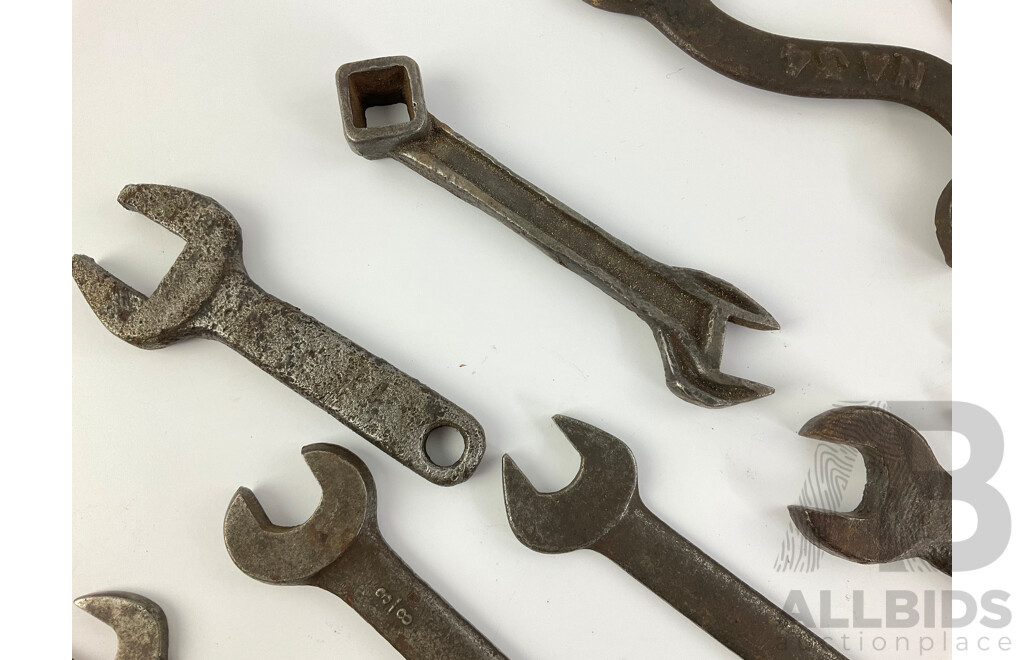 Collection of Vintage Ring, Comination and Open End Spanners Including Velox Stakka Jak, GSP, Shanks, Lightning Grader, C.Linpley & Co, Bedford - Canada, Britain and Sweden Made Examples