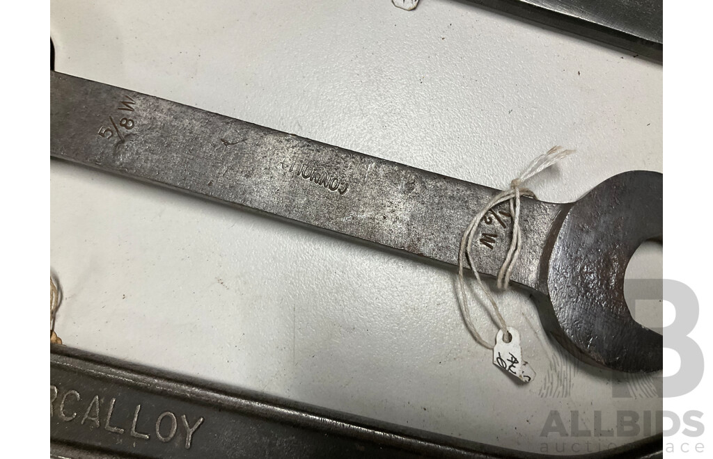 Collection of Mostly Australian Vintage Spanners Including Dufor, Zircalloy, Connoly, Raglan Tool & Co Eng Sydney Handcuff Wrench