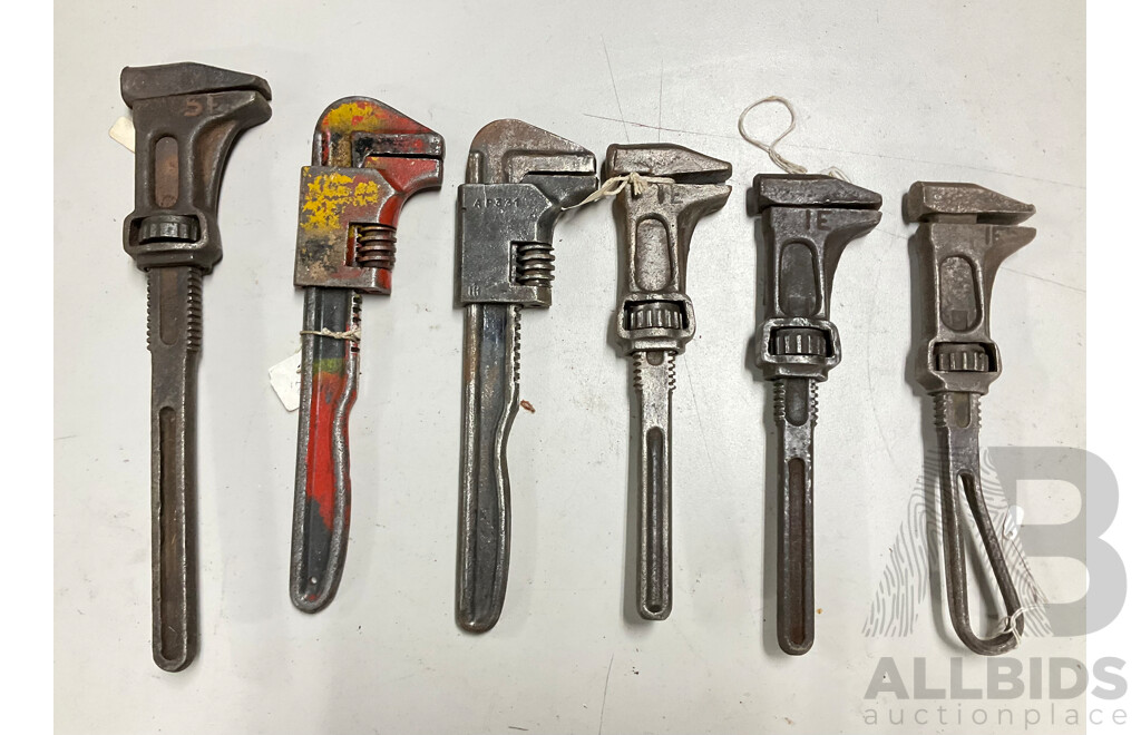 Five Vintage International Harvester Co Adjustable Spanners