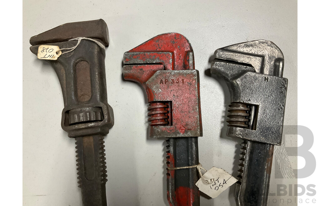 Five Vintage International Harvester Co Adjustable Spanners