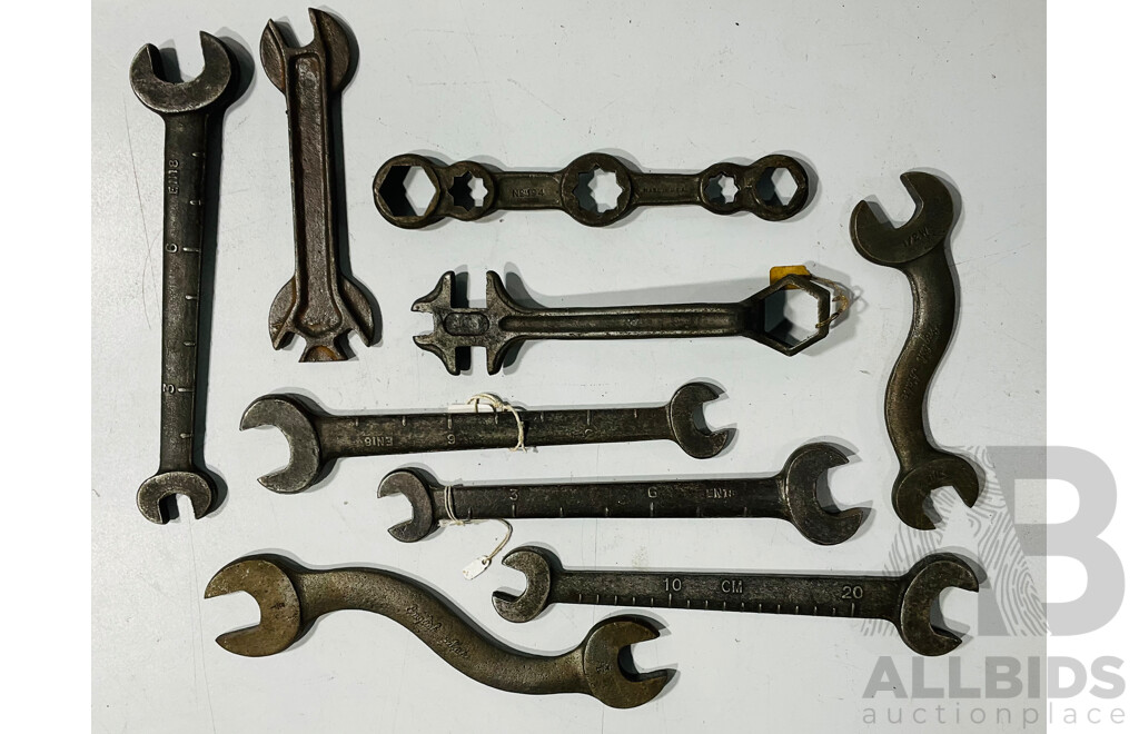 Collection of Vintage/Antique Spanners, Multi Spanners, Examples with Inch/center Meter Measurement Marks