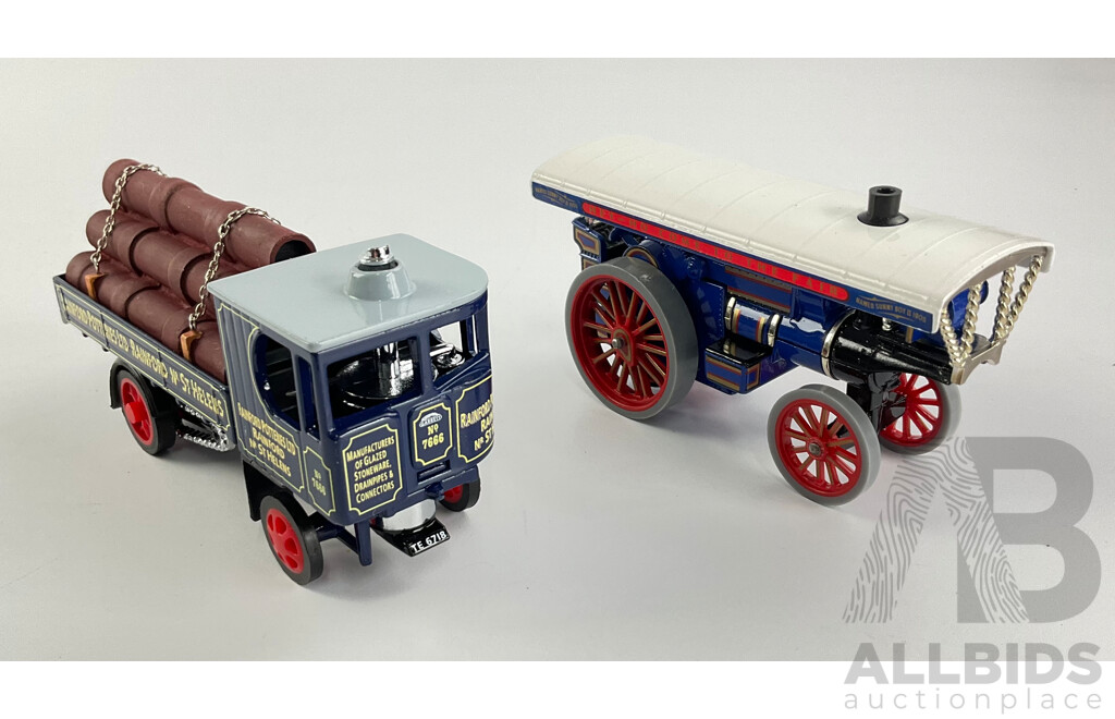 Matchbox Diecast Models of Yesteryear 1929 Garrett Steam Wagon and Showman's Engine