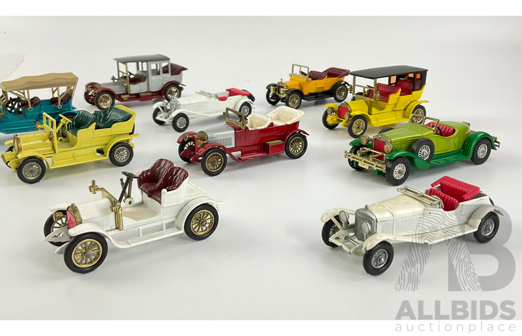 Collection of Diecast Matchbox Models of Yesteryear Including 1914 Prince Henry Vauxhall, 1909 Thomas Flyabout, 1931 Stutz Bearcat and More