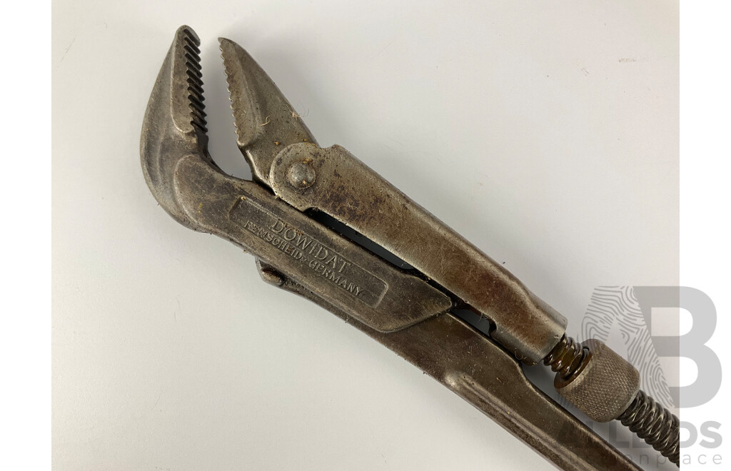 Vintage Dowidat Chrome Vanadium Adjustable Pliers Number 176-1” Made in Germany