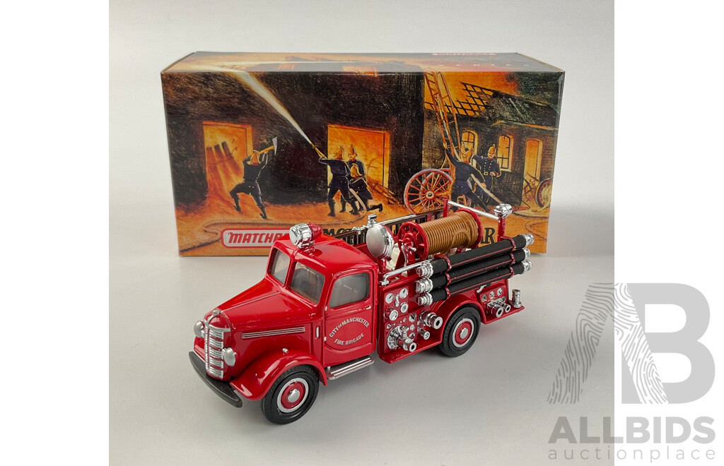 Matchbox Diecast Models of Yesteryear Fire Engine Series 1939 Bedford Pump and Hose (YFE17)