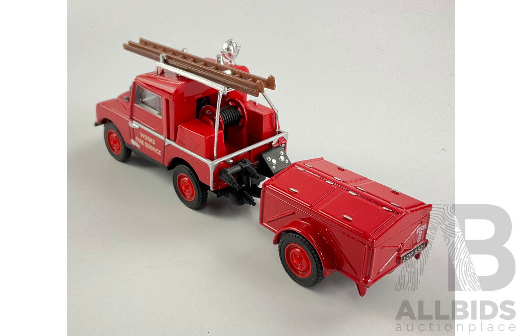 Matchbox Diecast Models of Yesteryear Fire Engine Series 1948 Land Rover Auxiliary (YFE02)