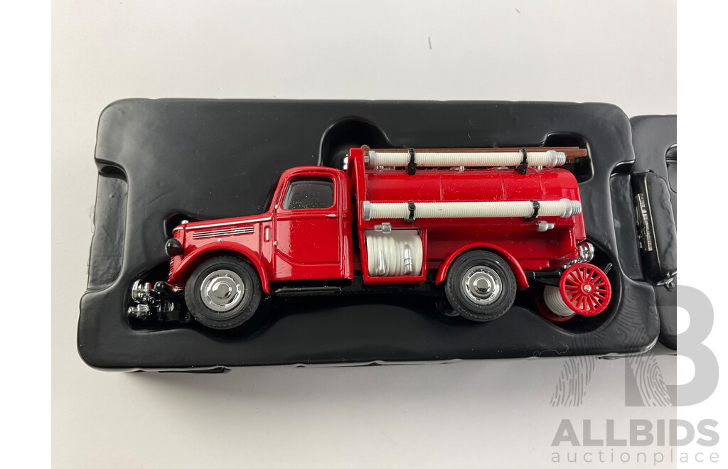 Matchbox Diecast Models of Yesteryear Fire Engine Series 1939 Bedford Tanker (YFE04)