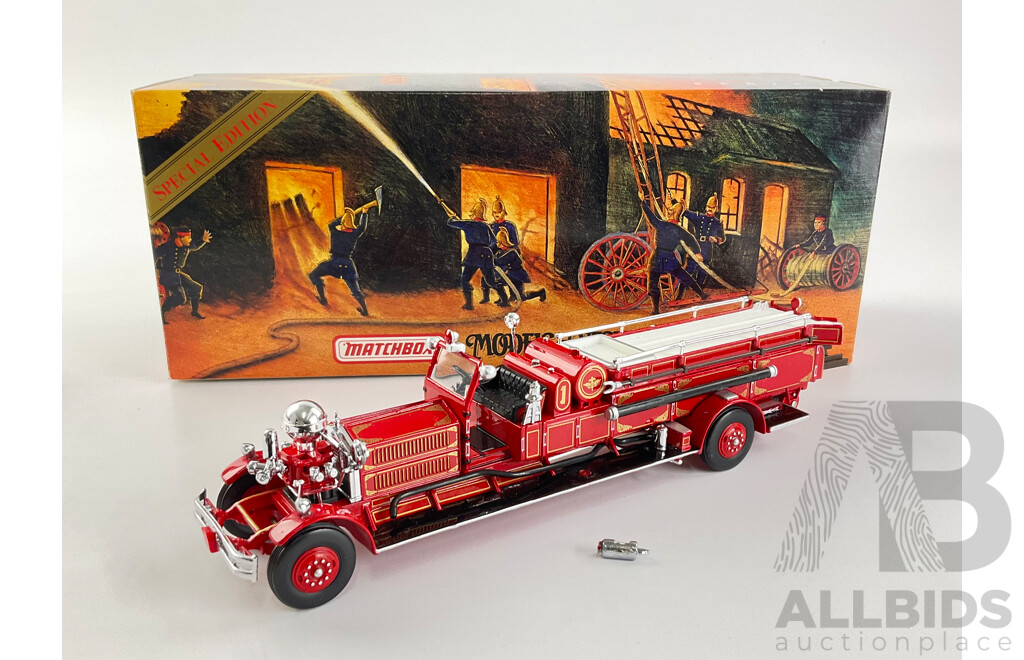 Matchbox Models of Yesteryear Fire Engine Series 1930 Aherns-Fox (YSFE01)