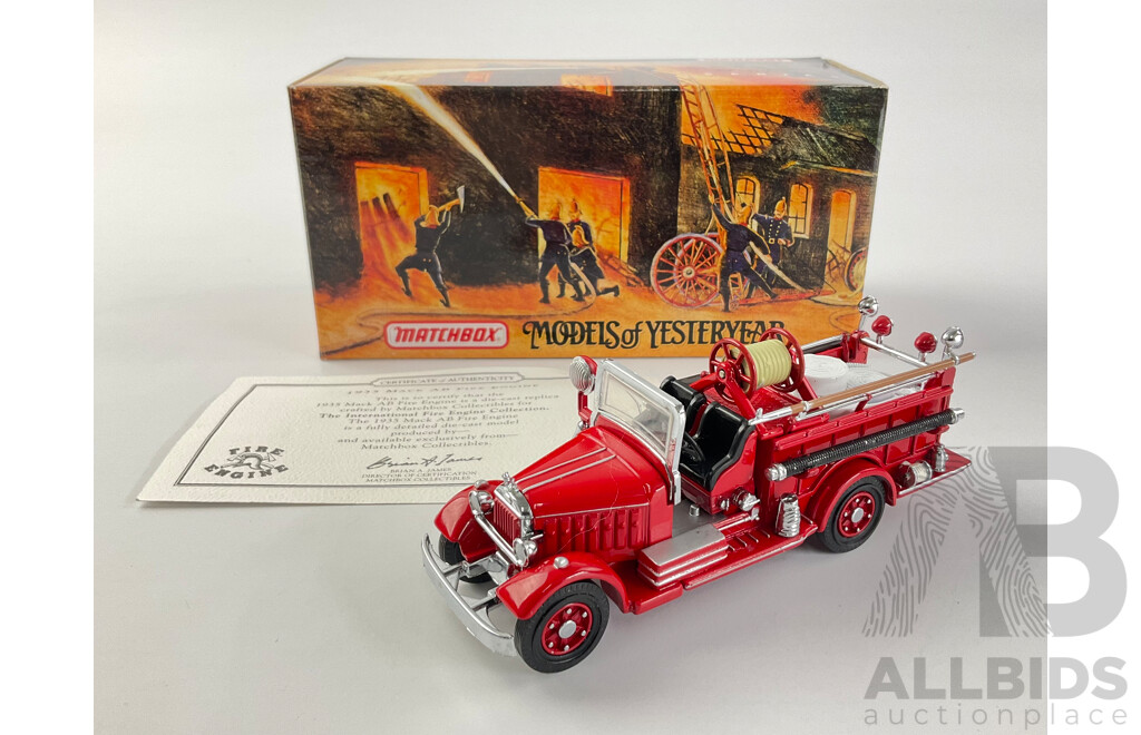 Matchbox Models of Yesteryear Fire Engine Series 1935 Mack AB (YFE15)