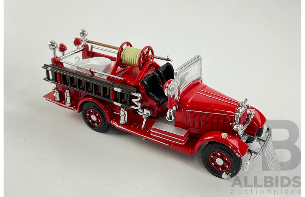 Matchbox Models of Yesteryear Fire Engine Series 1935 Mack AB (YFE15)