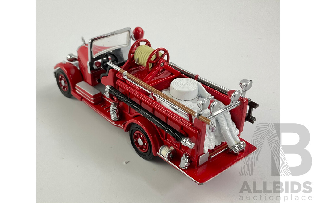 Matchbox Models of Yesteryear Fire Engine Series 1935 Mack AB (YFE15)