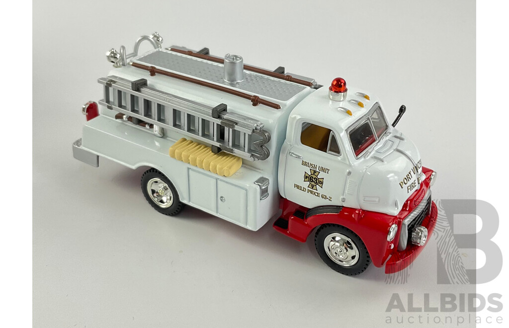 Matchbox Models of Yesteryear Fire Engine Series GMC COE Tanker (YYM37631)