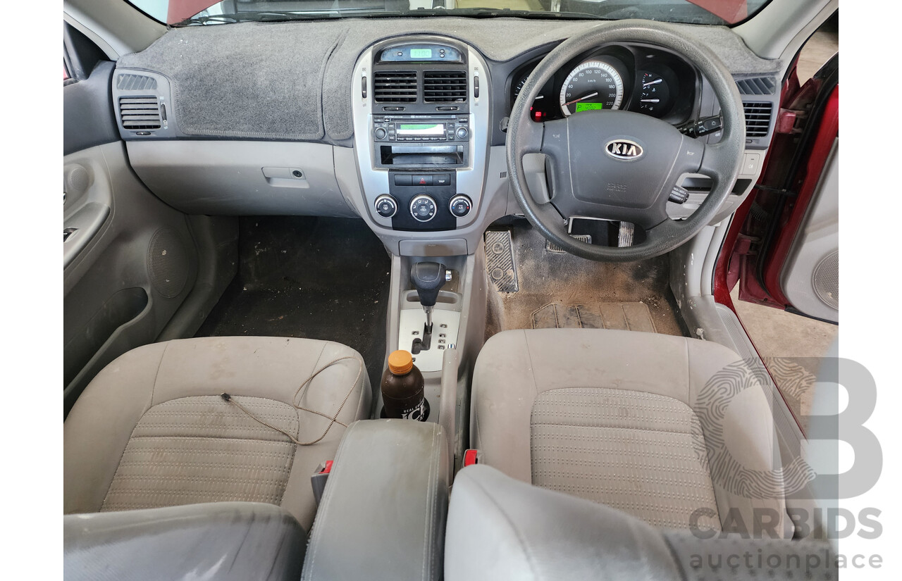 07/2007 Kia Cerato  FWD LD 5D Hatchback Red 2.0L