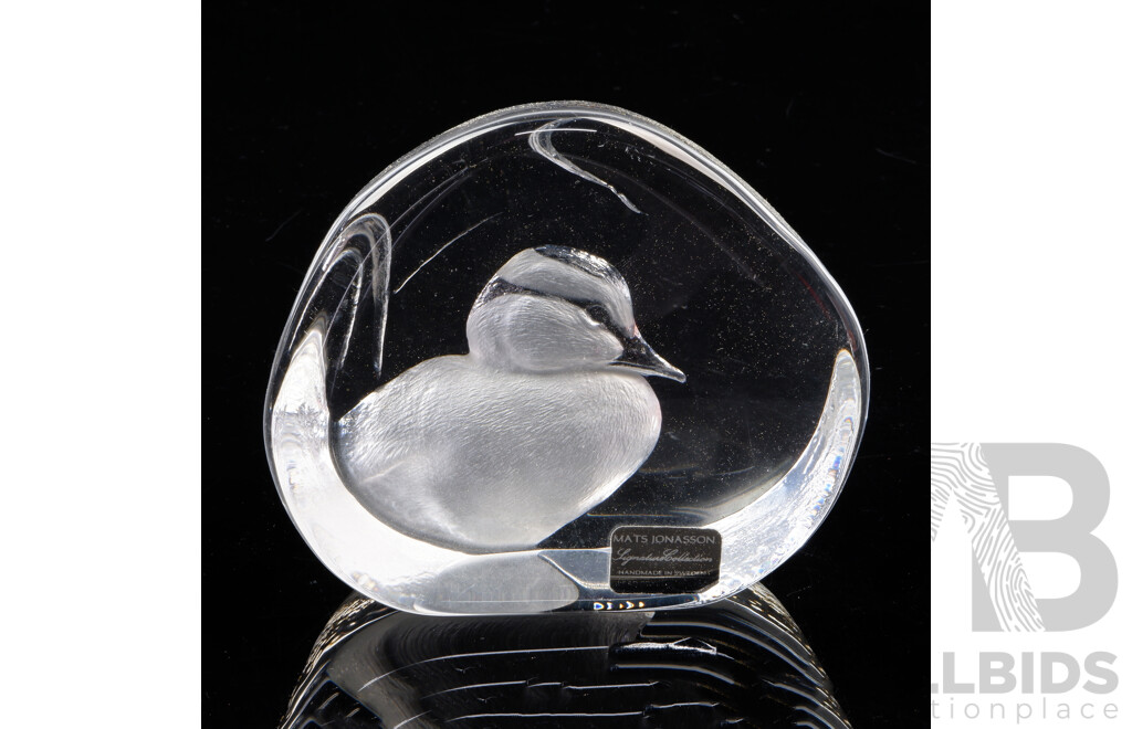 Retro Swedish Mats Jonasson Signature Collection Crystal Duckling Paperweight