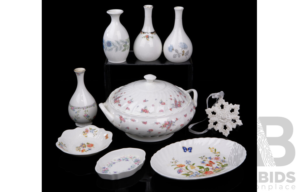 Collection Wedgwood and Other Porcelain Pieces Including Wedgwood Lidded Tureen, Three Vases, Coalport Vase, Aynsley Dish and More