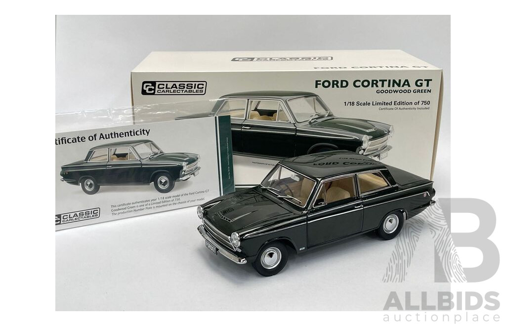 Classic Carlectables Ford Cortina GT Goodwood Green 1:18 Scale - New