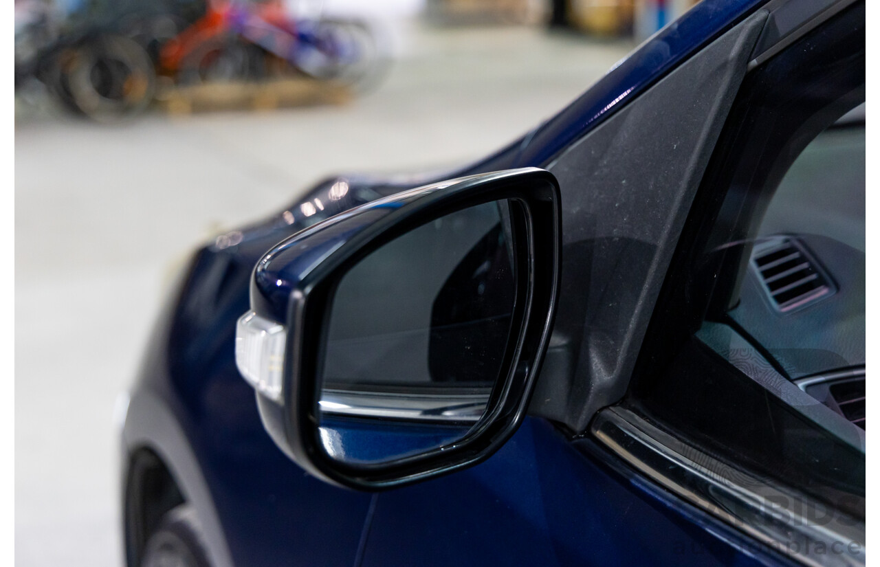 8/2015 Nissan Pulsar SSS C12 SERIES 2 5d Hatchback Deep Sapphire Metallic Turbo 1.6L