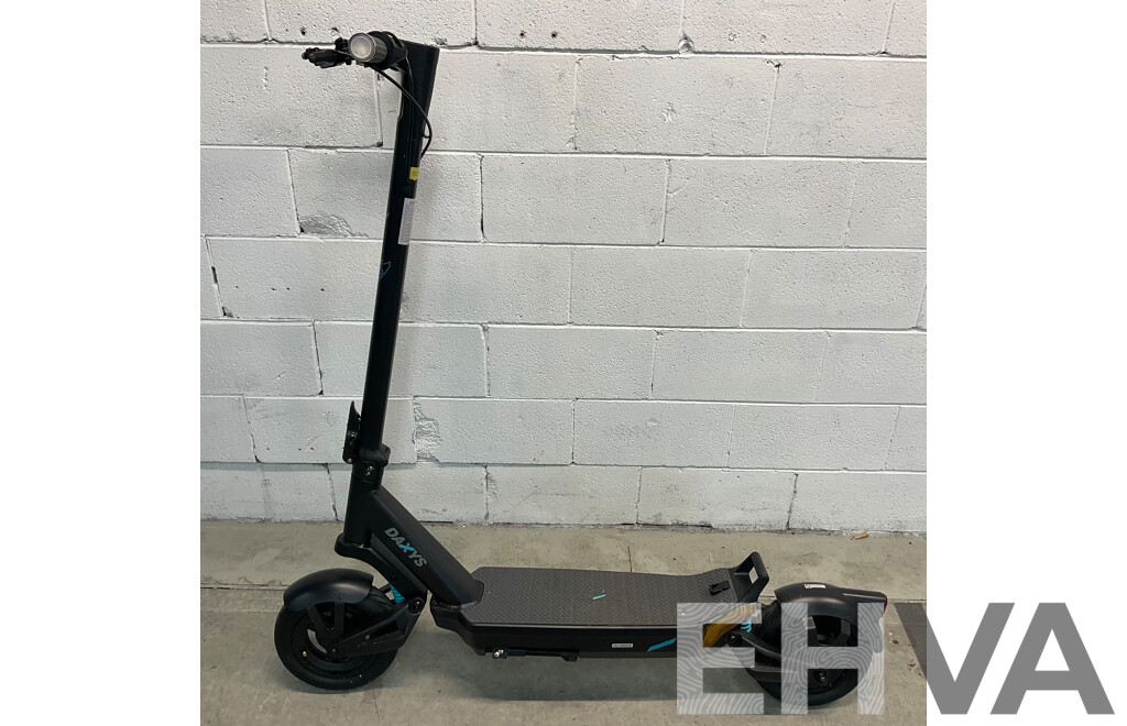DAXYS Bandicoot L9P 48V Electric Scooter - ORP $1,999.00