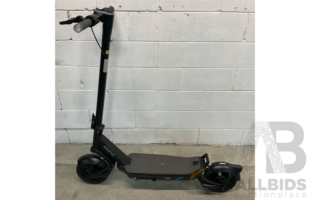 DAXYS Bandicoot L9P 48V Electric Scooter - ORP $1,999.00