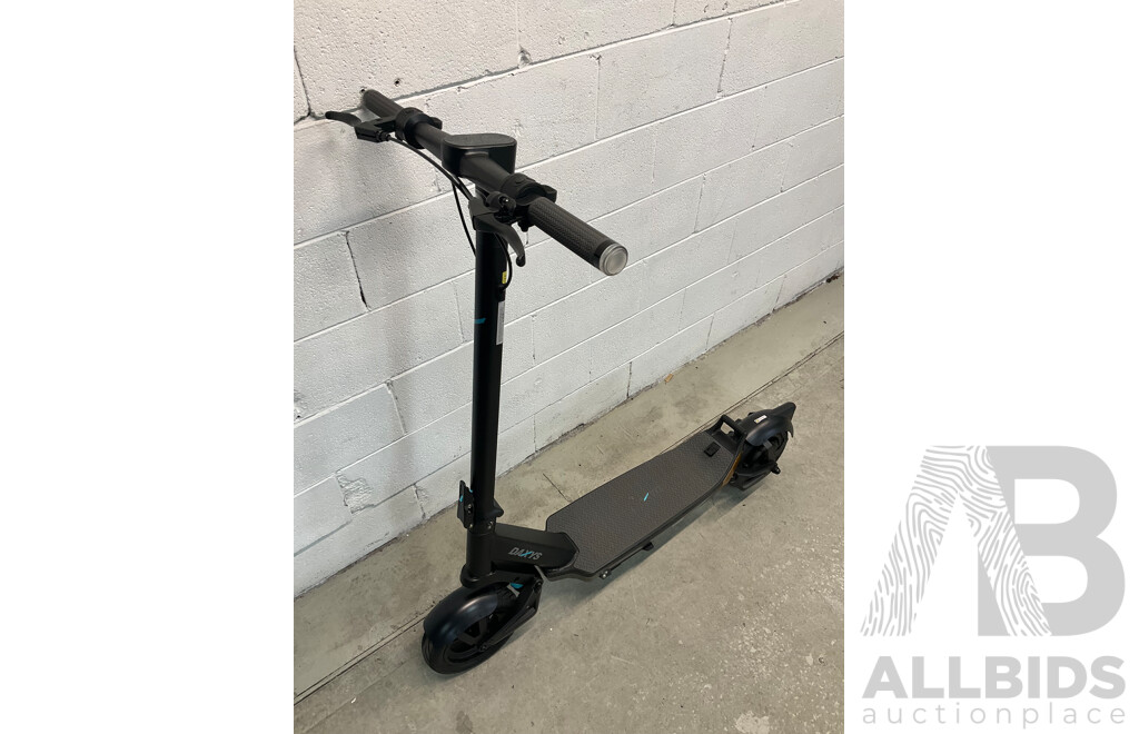 DAXYS Bandicoot L9P 48V Electric Scooter - ORP $1,999.00