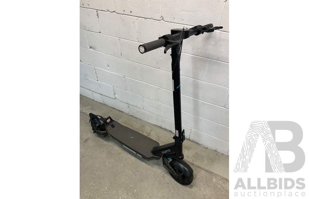 DAXYS Bandicoot L9P 48V Electric Scooter - ORP $1,999.00