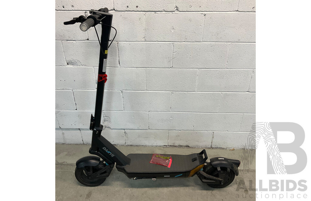 DAXYS Bandicoot L9P 48V Electric Scooter - ORP $1,999.00