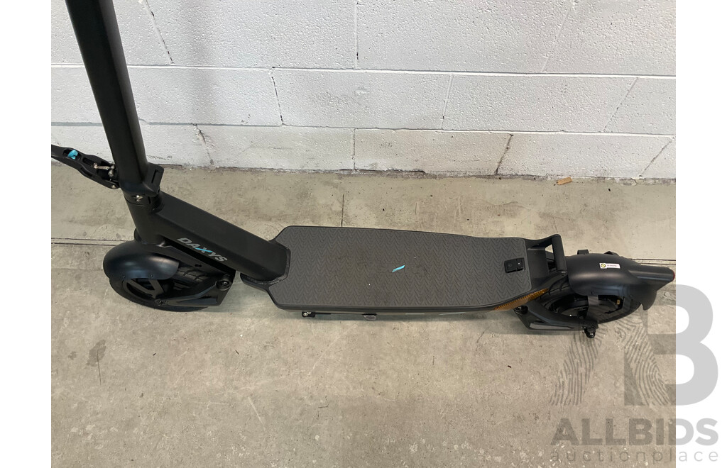 DAXYS Bandicoot L9P 48V Electric Scooter - ORP $1,999.00