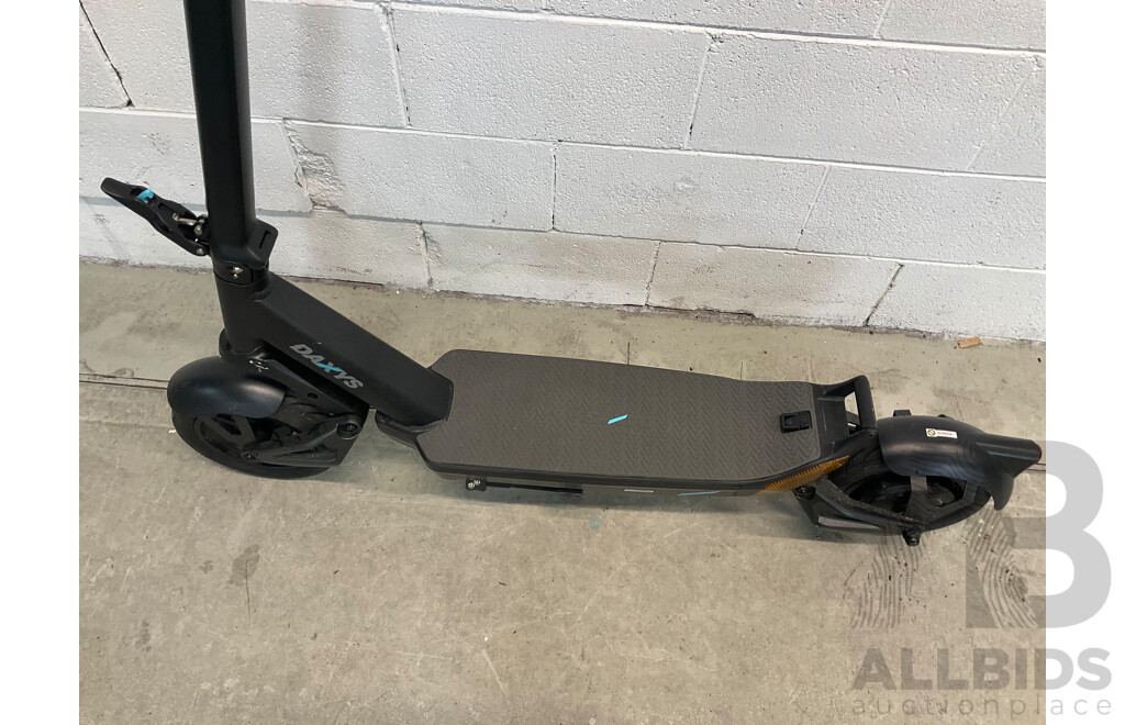 DAXYS Bandicoot L9P 48V Electric Scooter - ORP $1,999.00