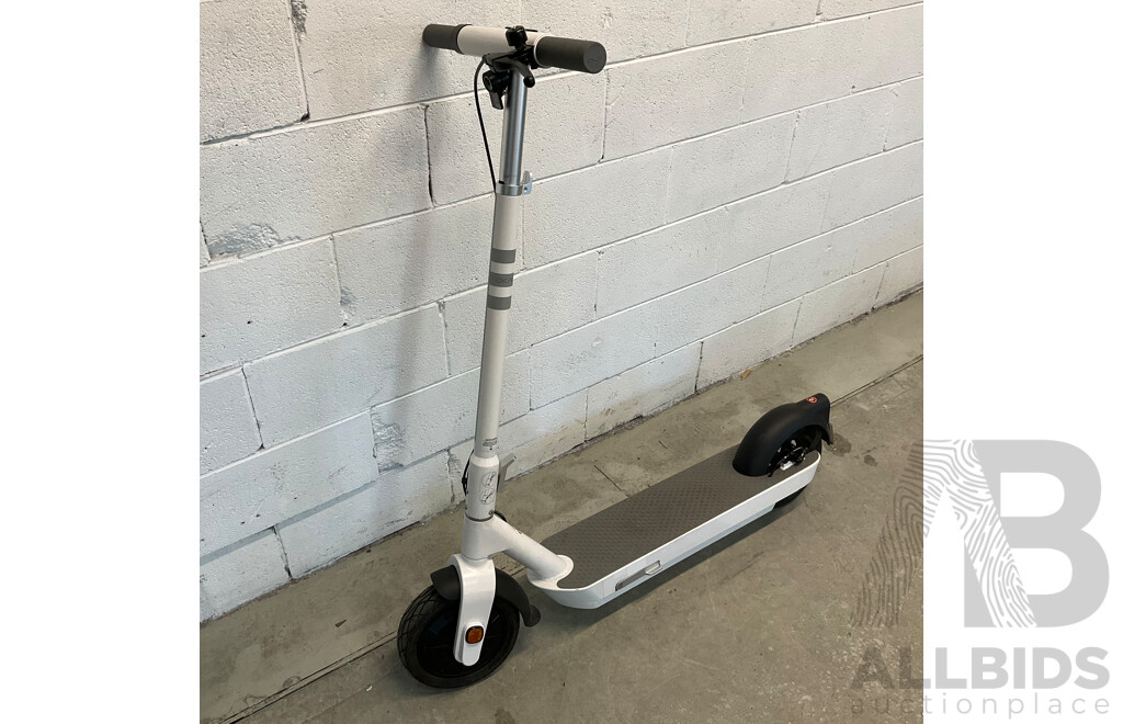 OKAI E-Scooter ES30L - ORP $1,199.00