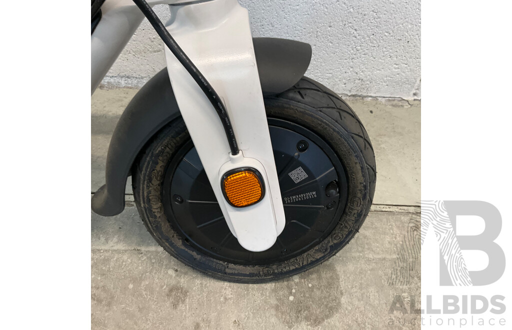 OKAI E-Scooter ES30L - ORP $1,199.00