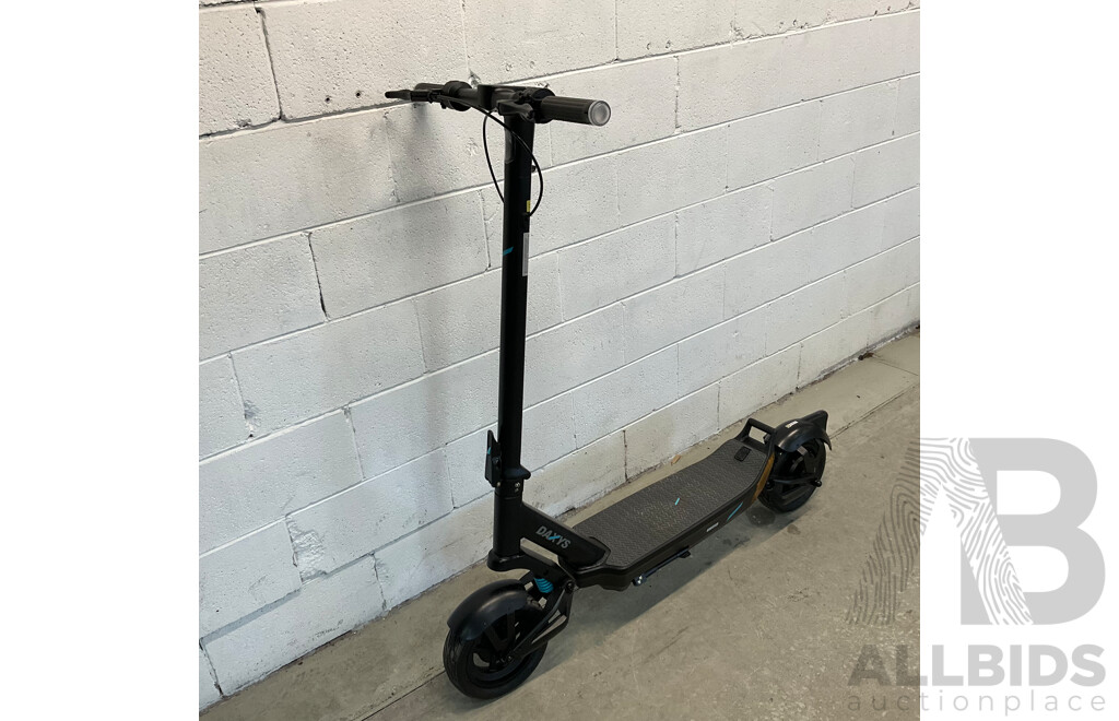 DAXYS Bandicoot Electric Scooter L9P 48V - ORP $1,999