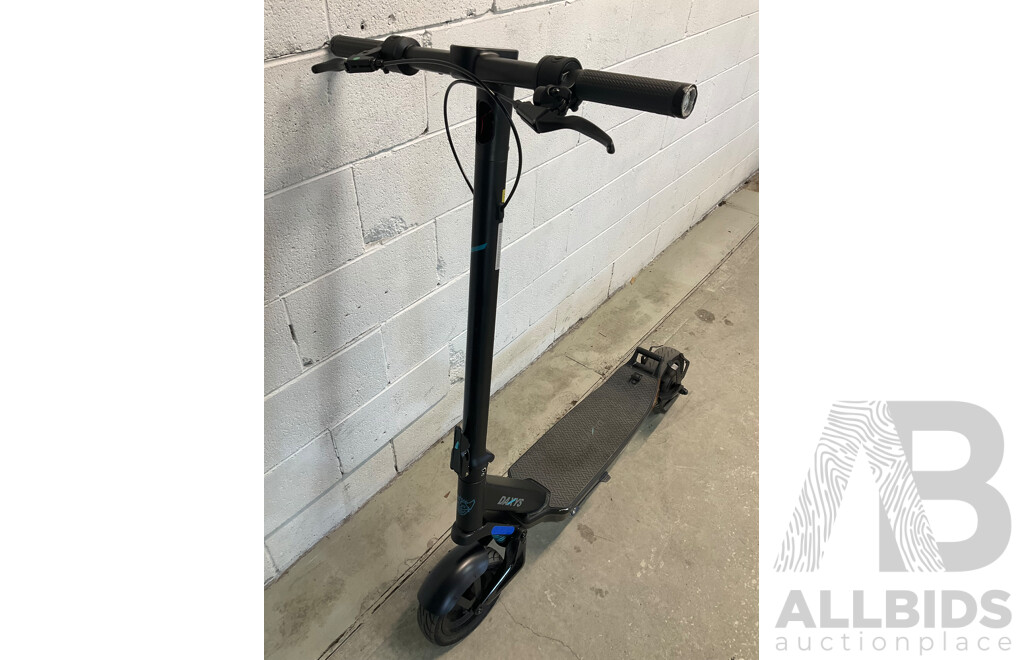 DAXYS Bandicoot L9P 48V Electric Scooter - ORP $1,999.00