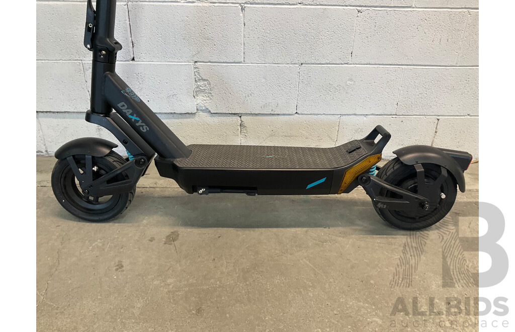 DAXYS Bandicoot L9P 48V Electric Scooter - ORP $1,999.00