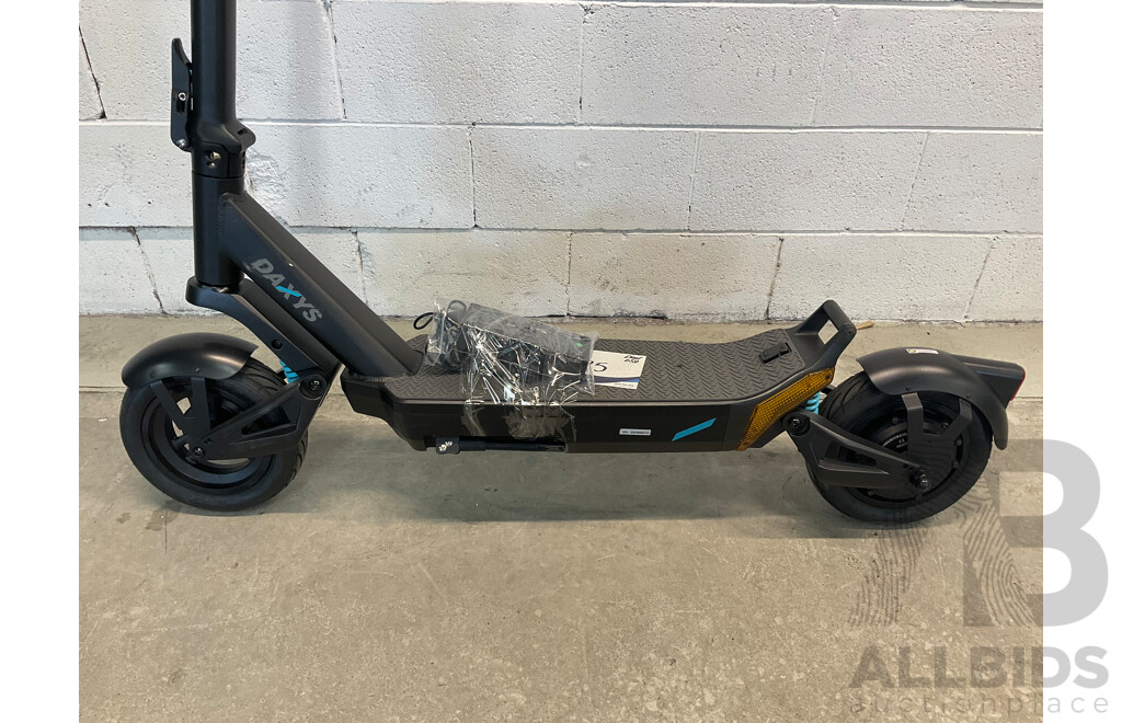 DAXYS Bandicoot L9P 48V Electric Scooter - ORP $1,999.00