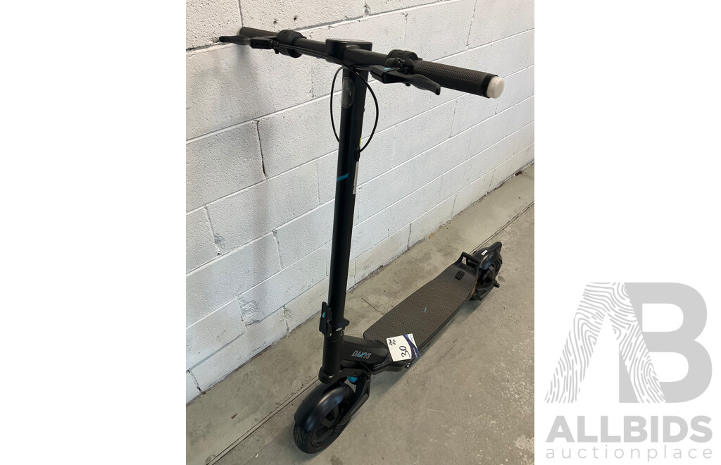 DAXYS Bandicoot L9P 48V Electric Scooter - ORP $1,999.00