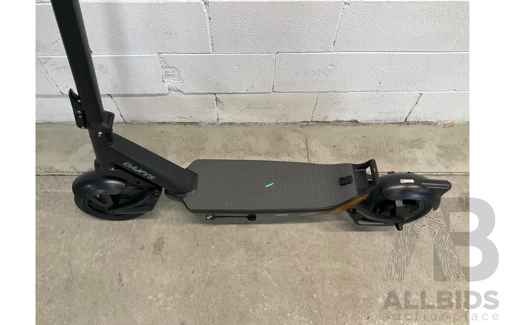 DAXYS Bandicoot L9P 48V Electric Scooter - ORP $1,999.00