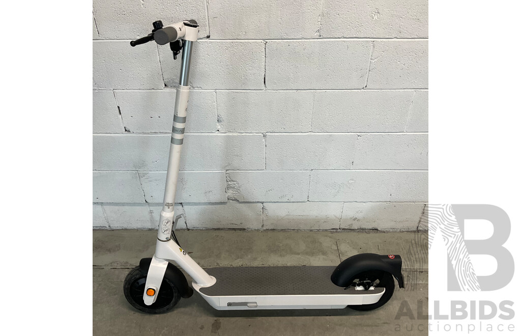 OKAI E-Scooter ES30L- ORP $1,199.00