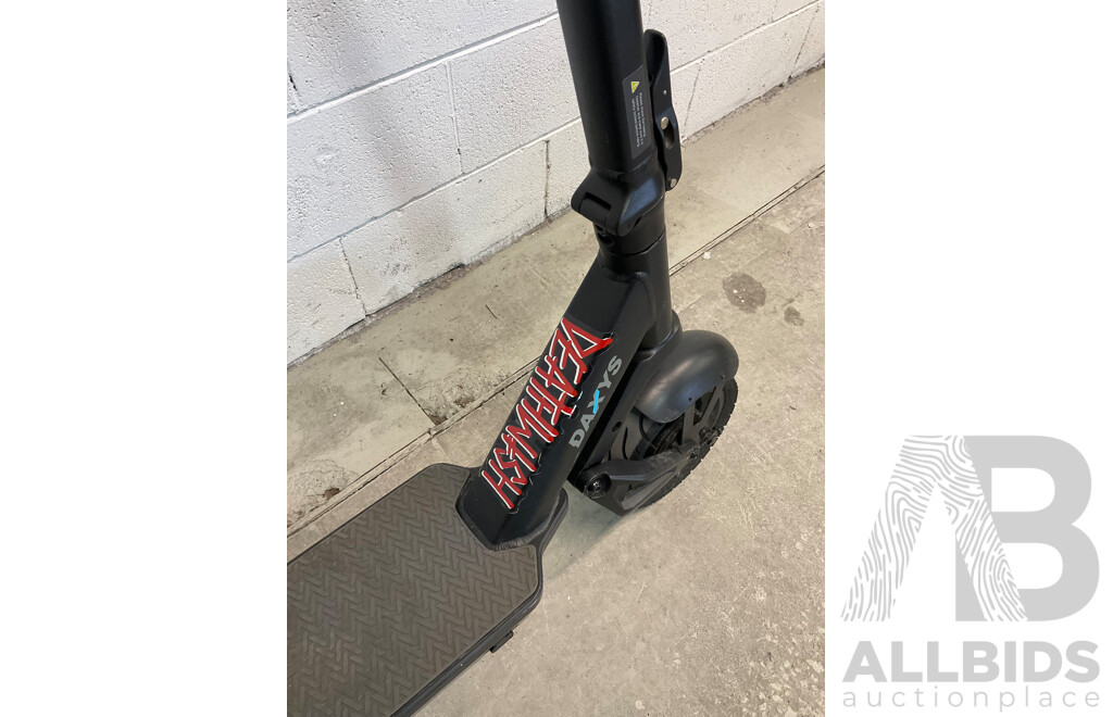 DAXYS Bandicoot L9P 48V Electric Scooter - ORP $1,999.00