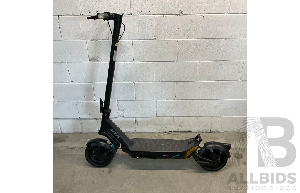 DAXYS Bandicoot Electric Scooter  - ORP $1,999.00