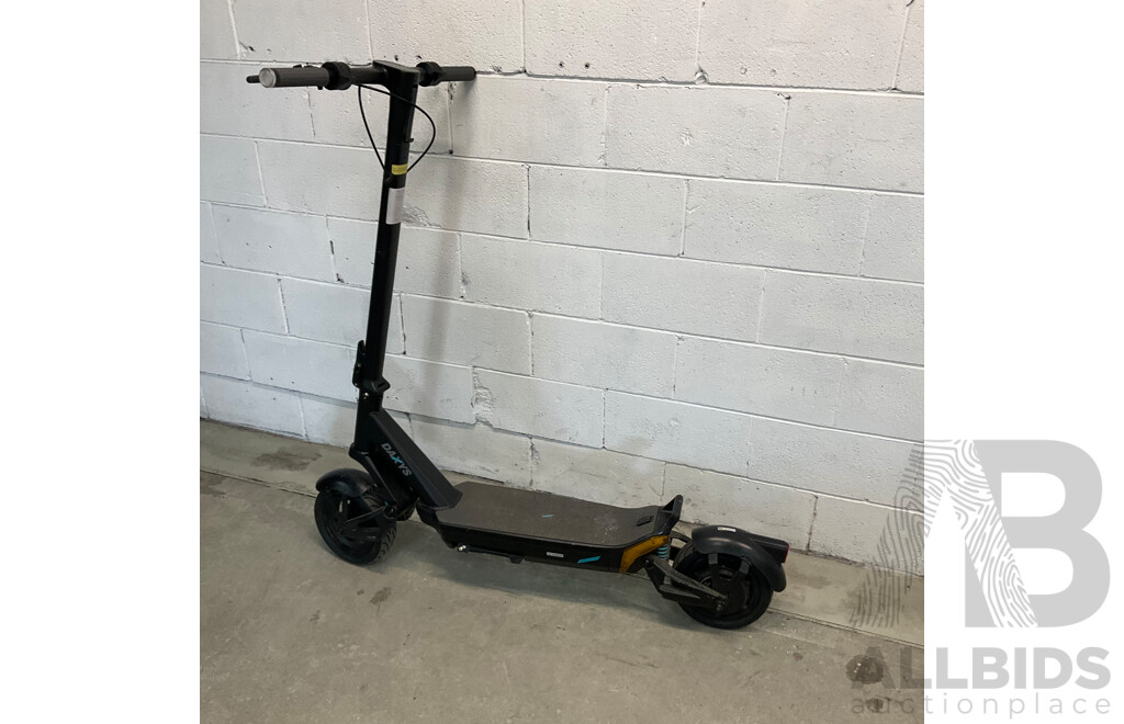 DAXYS Bandicoot Electric Scooter  - ORP $1,999.00