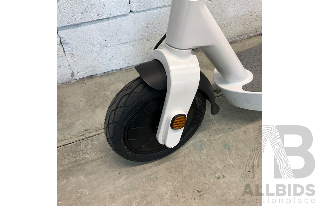 OKAI E-Scooter ES30L - ORP $1,199.00