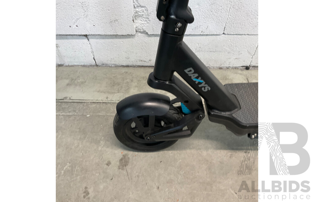 DAXYS Bandicoot Electric Scooter  - ORP $1,999.00