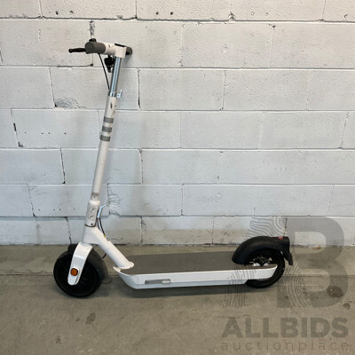 OKAI E-Scooter ES30L - ORP $1,199.00