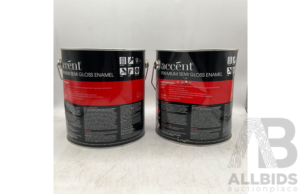 ACCENT Interior Doors, Windows and Trims Oil Based  White 4L - Lot of 2