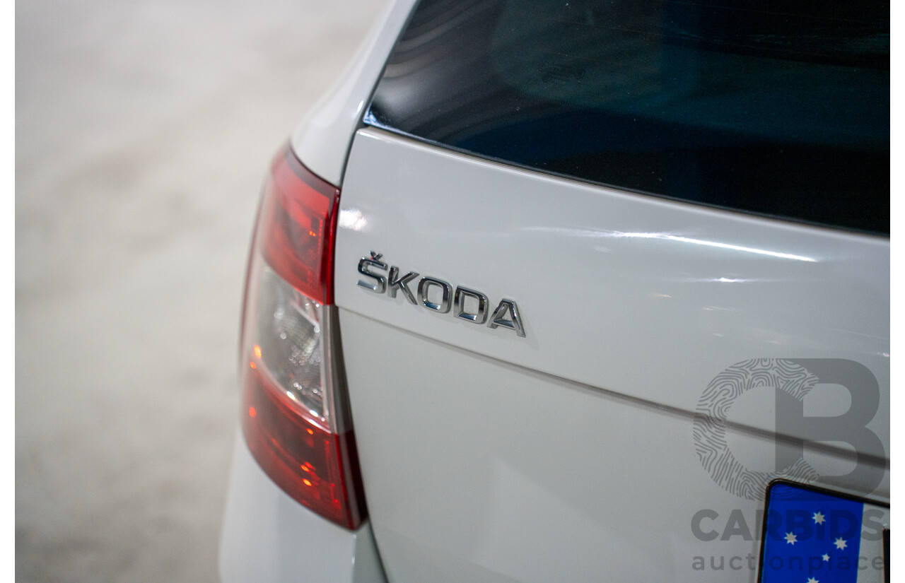 1/2014 Skoda Octavia RS 162 TSI NE MY15 4d Wagon White Turbo 2.0L