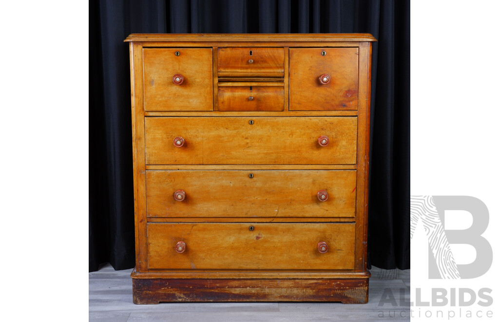 Victorian Mahogany Chest of Seven Drawers